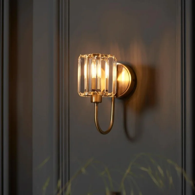 Antique Brass Wall Light | Elegant Sconce with Faceted Glass Shade | Timeless Illumination for Any Space